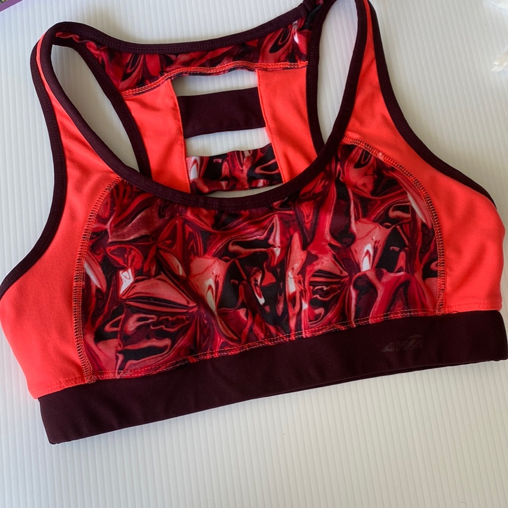Avia size medium exercise top